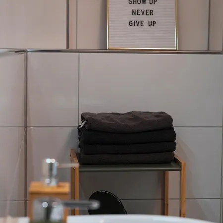 Appartement Seeauszeit In Direkter Seenaehe Friedrichshafen